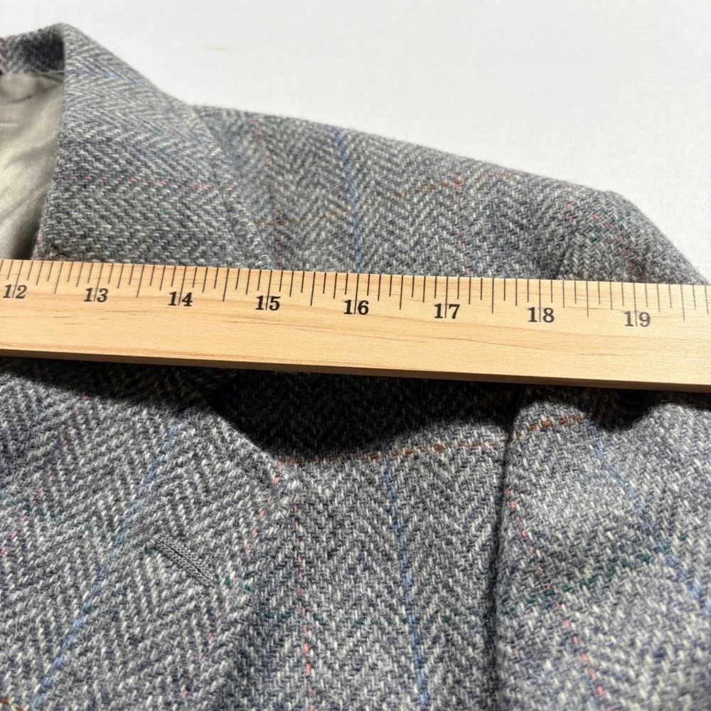 Oakton Ltd Wool Blazer Mens 46R Grey Herringbone Windowpane Sport Coat USA Made